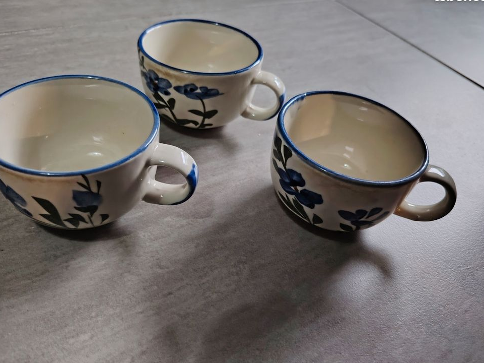 3 tasses à café