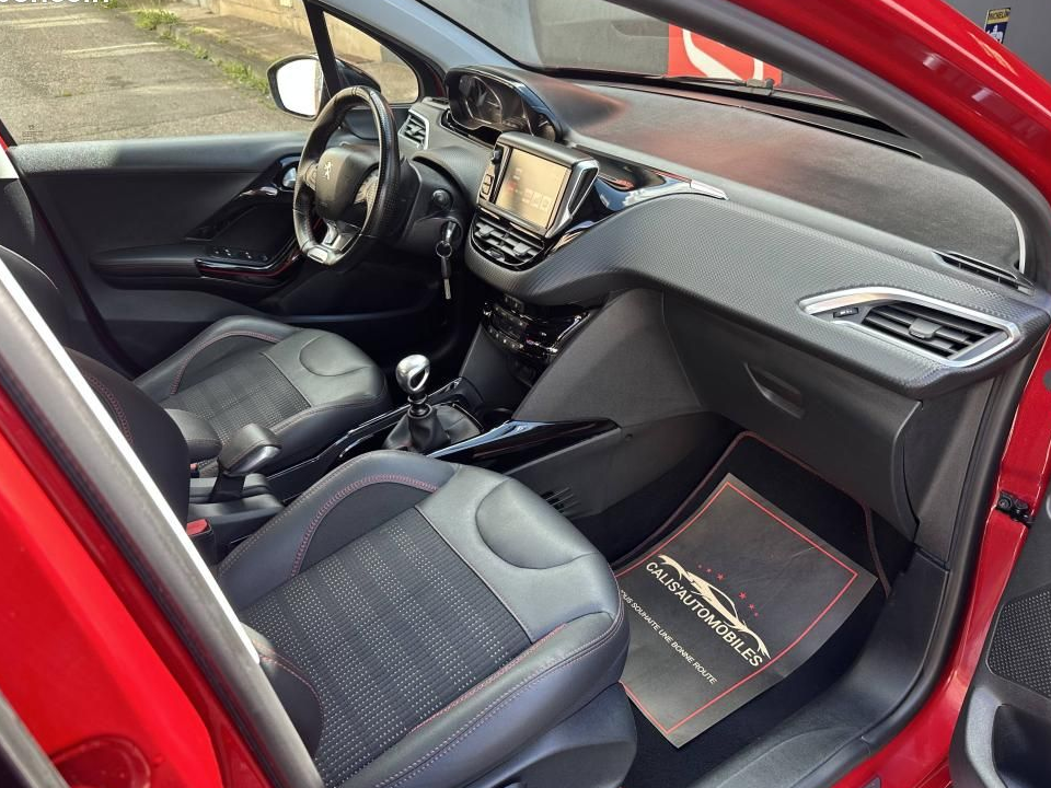 Peugeot 2008 1.2 PureTech 130ch GT Line S&S