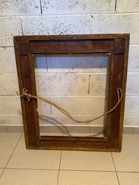 Grand cadre ancien en bois et stuc sculpté et doré – Fin XIXe – 79 × 90 cm