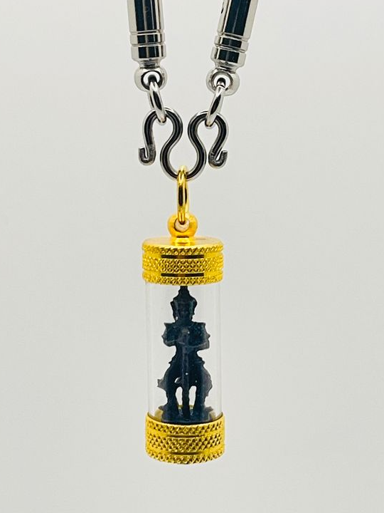029 Collier pendentif Amulette de protection de Thaïlande Thao Wessuwan (ท้าวเวสสุวรรณ). 🇹🇭