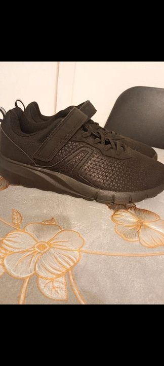 Baskets Newfeel Soft 140 JR – Noir Total – Pointure 38