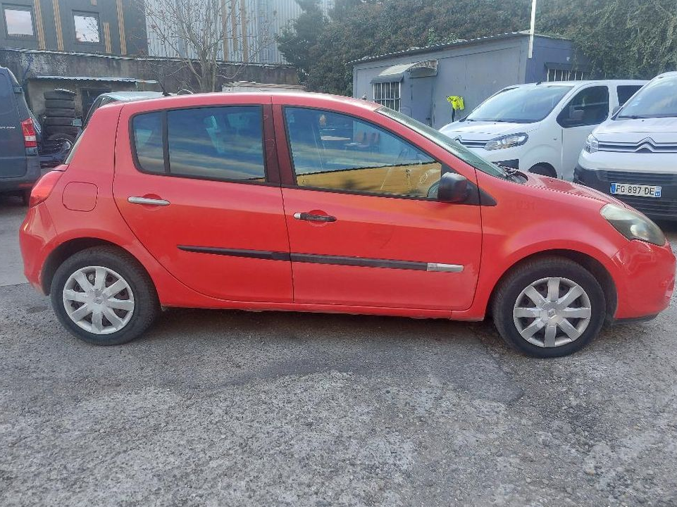 Renault CLIO III 1.5 DCI 85 CV PACK CLIM,