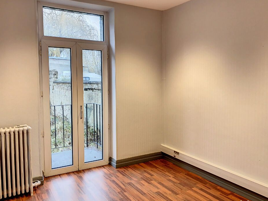 Local commercial 67 m²