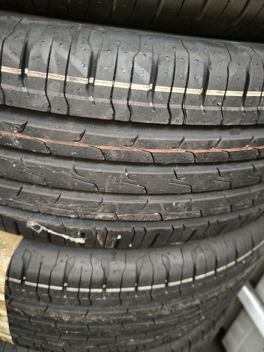 Lot de pneus neufs 15 pouce au 19 pouce