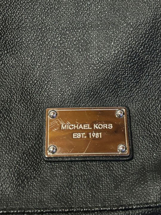 Rare MICHAEL KORS Signature Large Jet Set Travel Messenger Crossbody Folio Bag