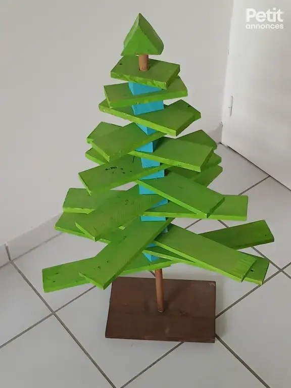 sapin en bois très bon état