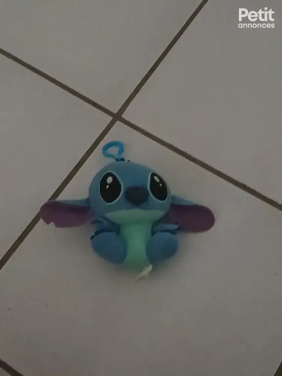 vend divers peluche au choix très bon état complet