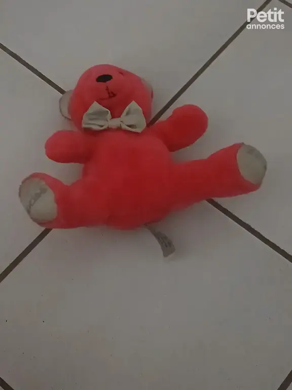 vend divers peluche au choix très bon état complet
