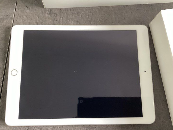 Vends ipad 128Go réinitialisé sans chargeur
