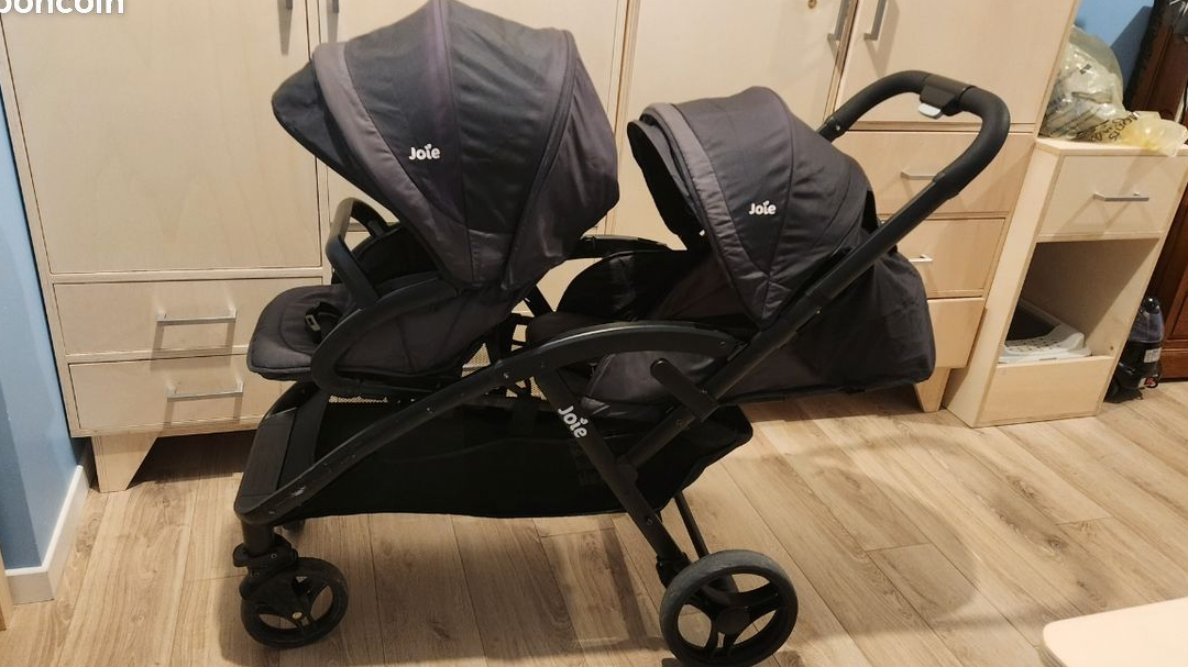 Poussette double joie evalite