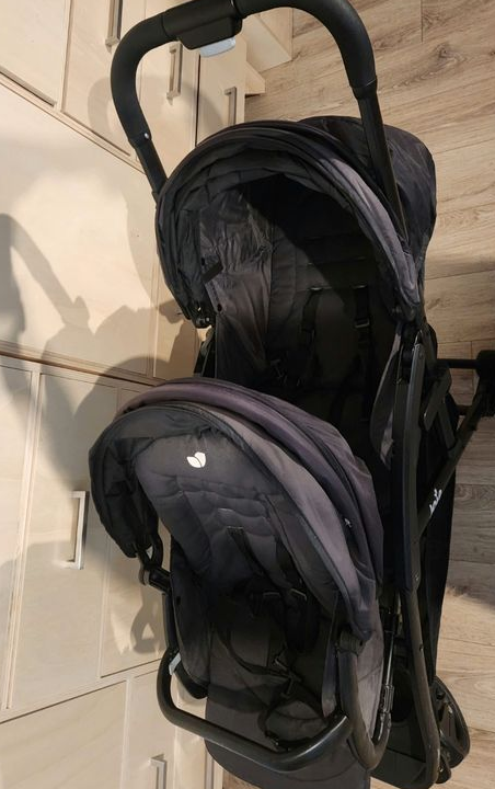 Poussette double joie evalite