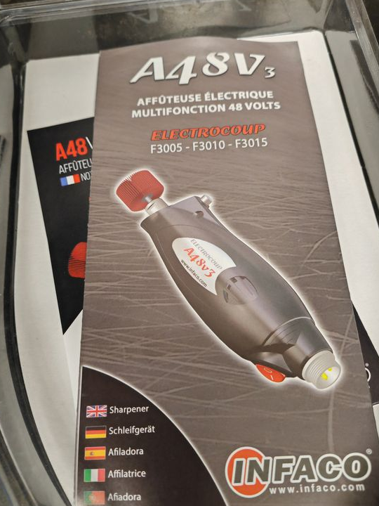 Affûteuse sécateur infaco 48 v neuve dans Sous blister