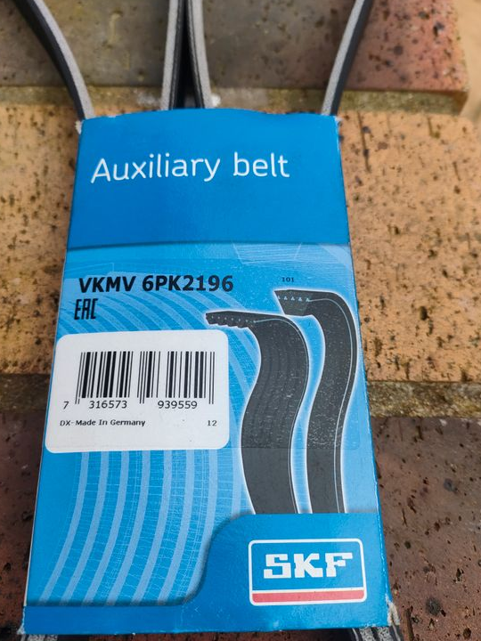 Courroie accessoire SKF VKMV 6PK2196 Neuve