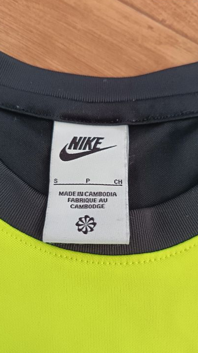 T-shirt Nike Sport Noir et Jaune Fluo / Volt - Taille S
