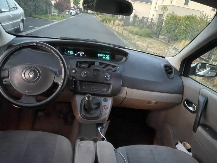 Renault scenic 2 1.6e