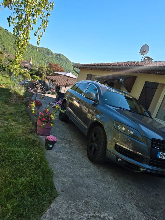 Audi Q7 7 places
