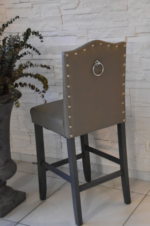 Chaise / tabouret de bar