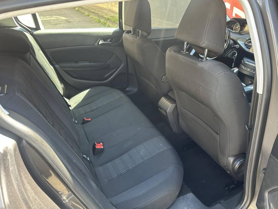 Peugeot 308 II 1.2 Puretech 110ch Style S&S 5p