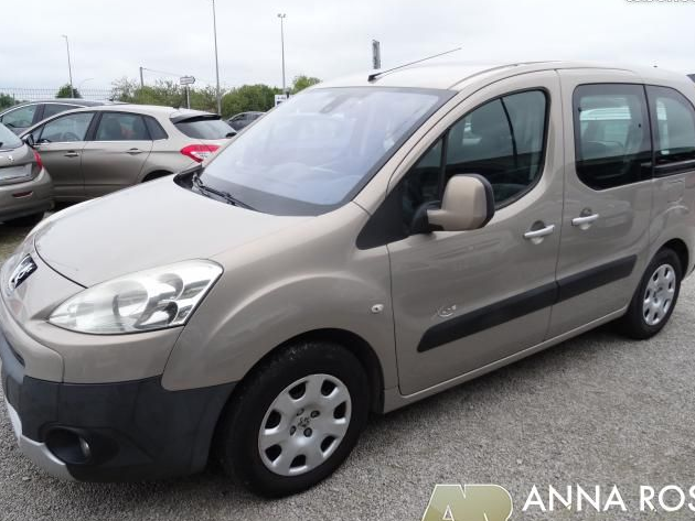 Peugeot Partner II PHASE 2 - 1.6L HDI 92 CH Break 1.6