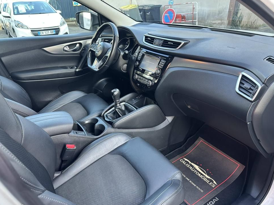 Nissan Qashqai 1.3 DIG-T 140 CV N-CONNECTA