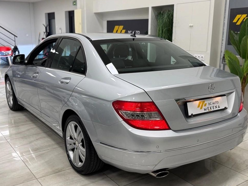 Mercedes-benz classe c w204 c220 cdi avant-garde 170ch 7g-tronic