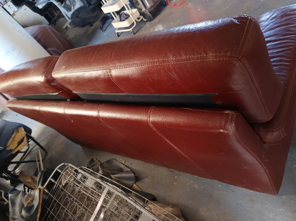 Canapé cuir non convertible