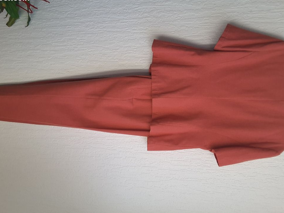 Ensemble veste haut et pantalon fermeture côté t 40