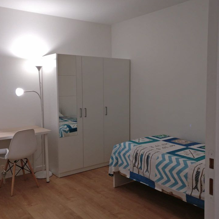 Meublé, rénové, proche RER A