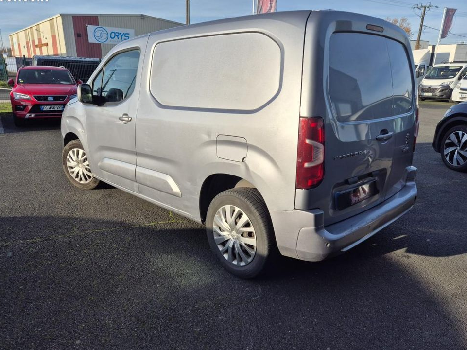 PEUGEOT PARTNER Standard 1000KG 1.5 BlueHDi S&S - 100 III Grip Standard PHASE 1 GARANTIE 6 MOIS