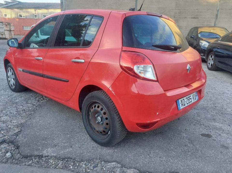 Renault CLIO III 1.5 DCI 85 CV PACK CLIM,