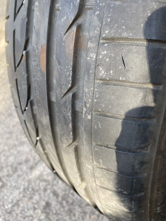 Pneu runflat 225/45/19