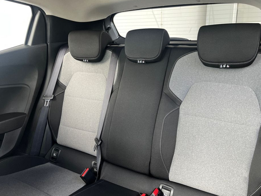 Renault Clio 1.0 TCe 90ch Techno - 24