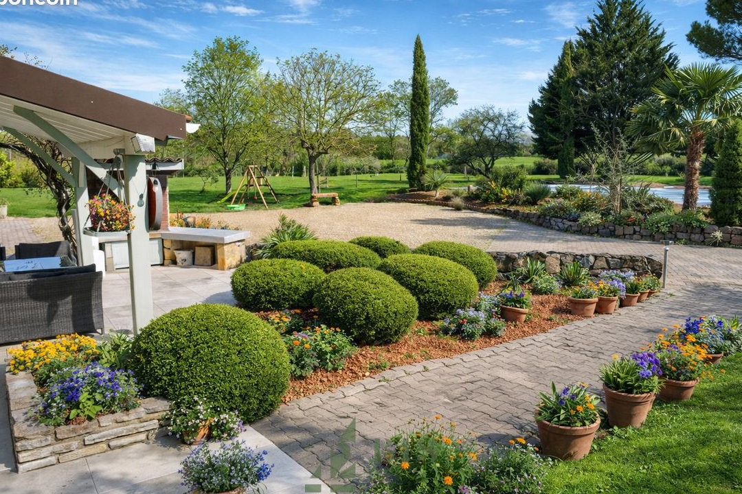 Propriété 6 pièces 190 m²