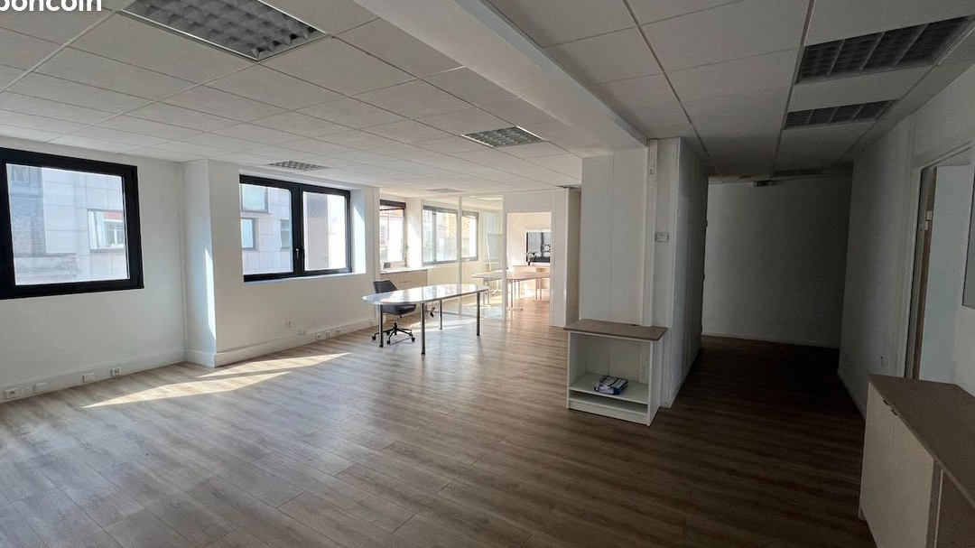Bureaux 120 m²