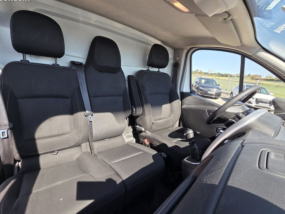 16855 HT - Trafic L2H2 DCI 120 Pack Extra