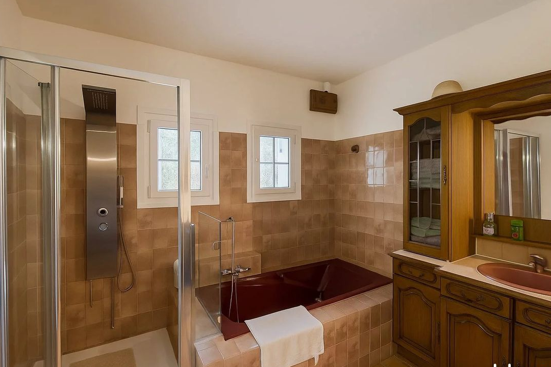 Maison 5 pièces 180 m²