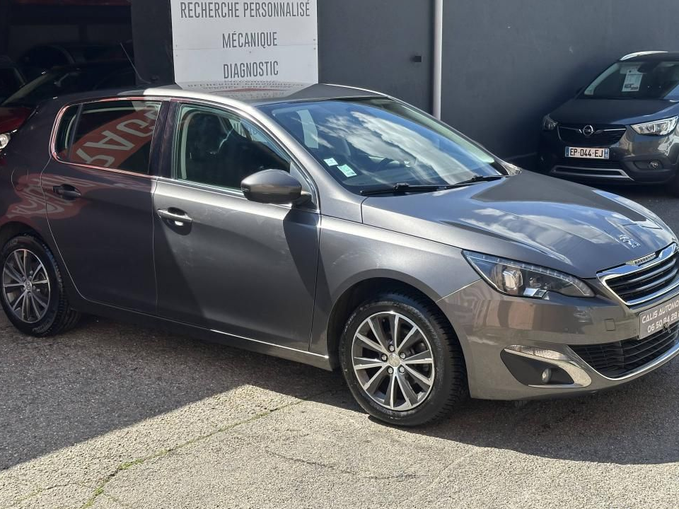 Peugeot 308 II 1.2 Puretech 110ch Style S&S 5p
