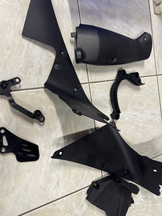 Pièces Yamaha r1 crossplane 2012