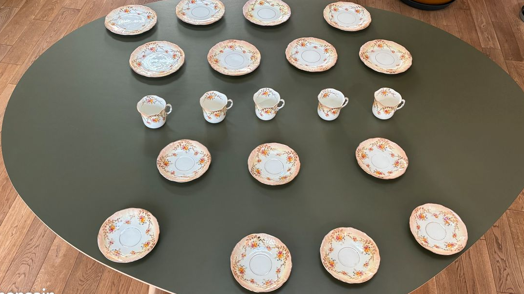 Service à Café / Thé / Dessert en porcelaine anglaise de la fin du 19 ème siècle