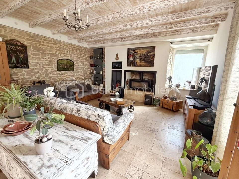 Maison 9 pièces 207 m²