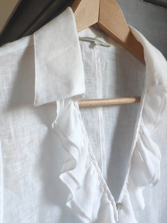 🌼 Très jolie chemisette blanche en lin/ Gérard Darel/Taille 40-42/ Impeccable  🌼