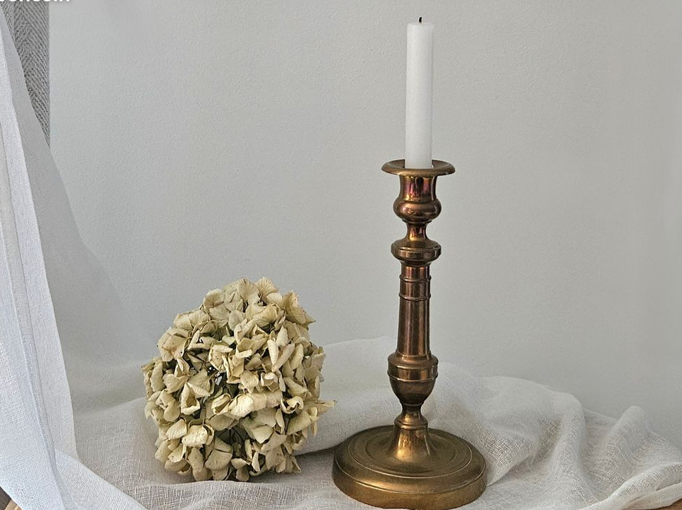 Bougeoir en laiton ancien 26 cm