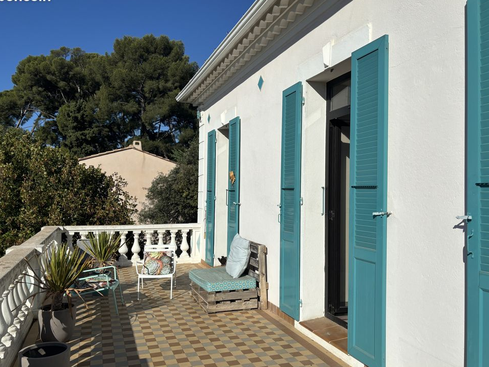 Villa 8 pièces 200 m²