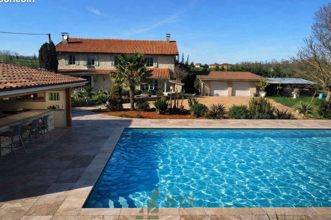 Propriété 6 pièces 190 m²