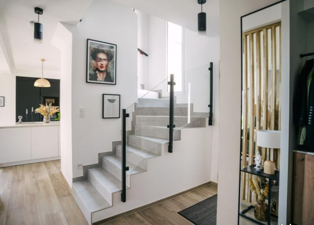 Maison 7 pièces 151 m²