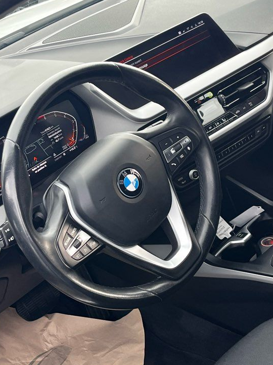 BMW série 1 F40 118i