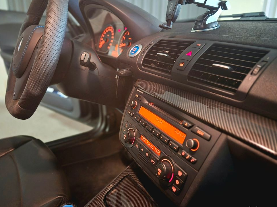 BMW Série 1 130i E87 265 cv