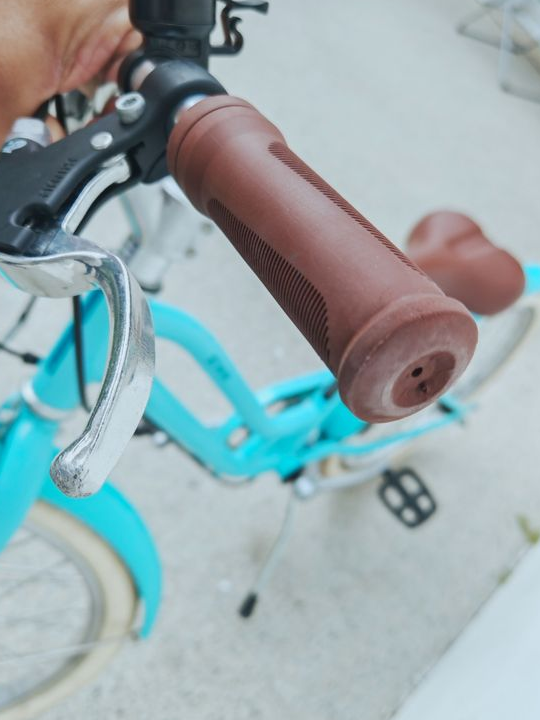 Velo ville enfant elops 500 20 pouces idéal pour 6-9 ans