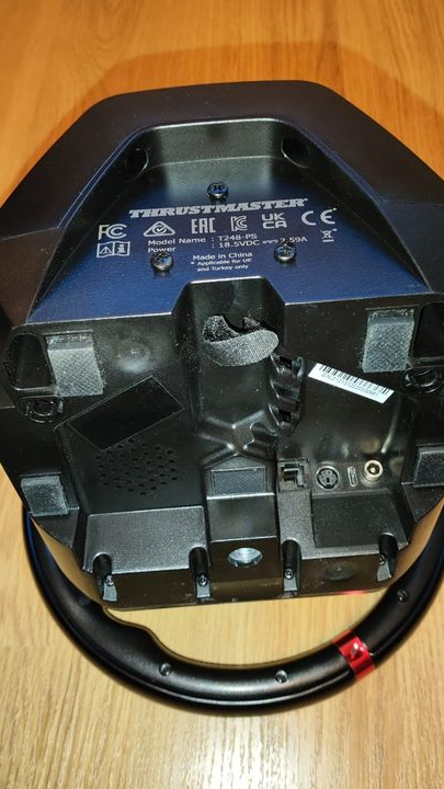 Volant Thrustmaster T248