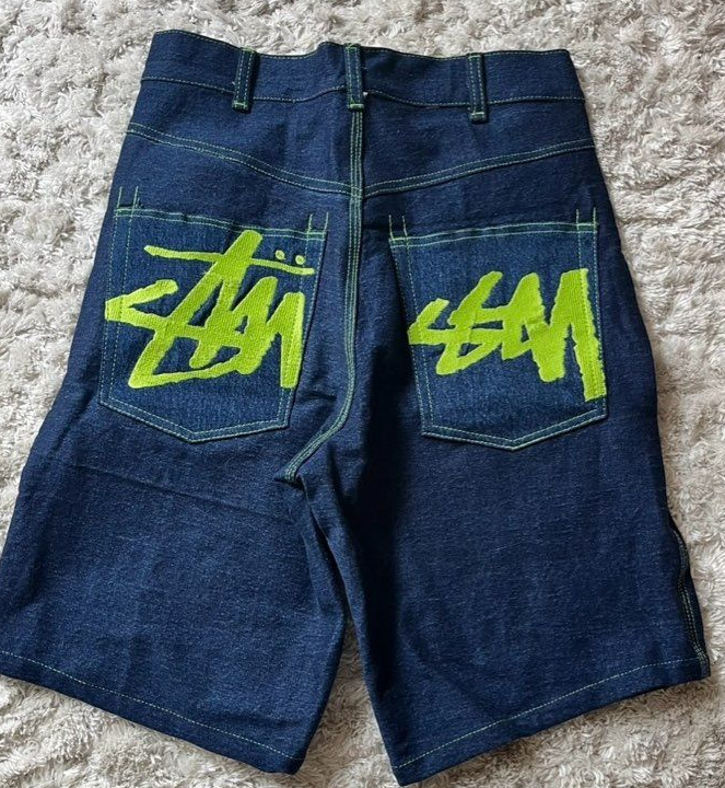 Short stussy streetwear